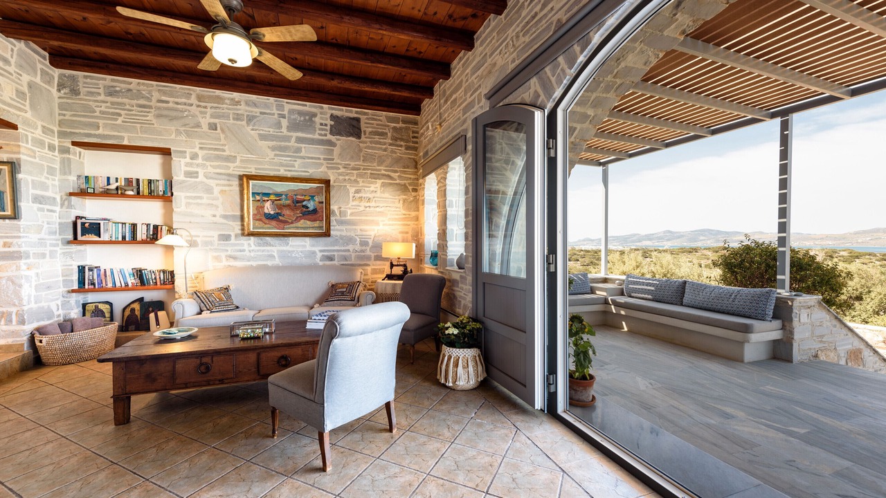 Photo of Livingroom in Nea Cryssi Akti