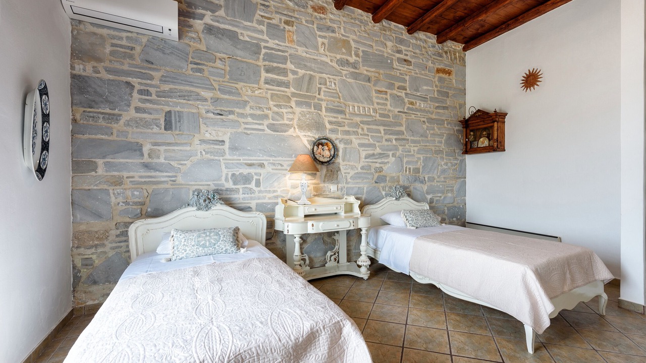 Photo of Bedroom in Nea Cryssi Akti