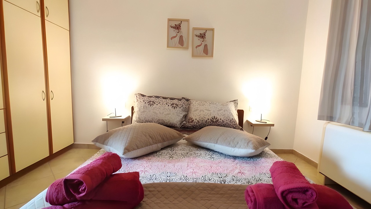 Photo of Bedroom in Ydrousa