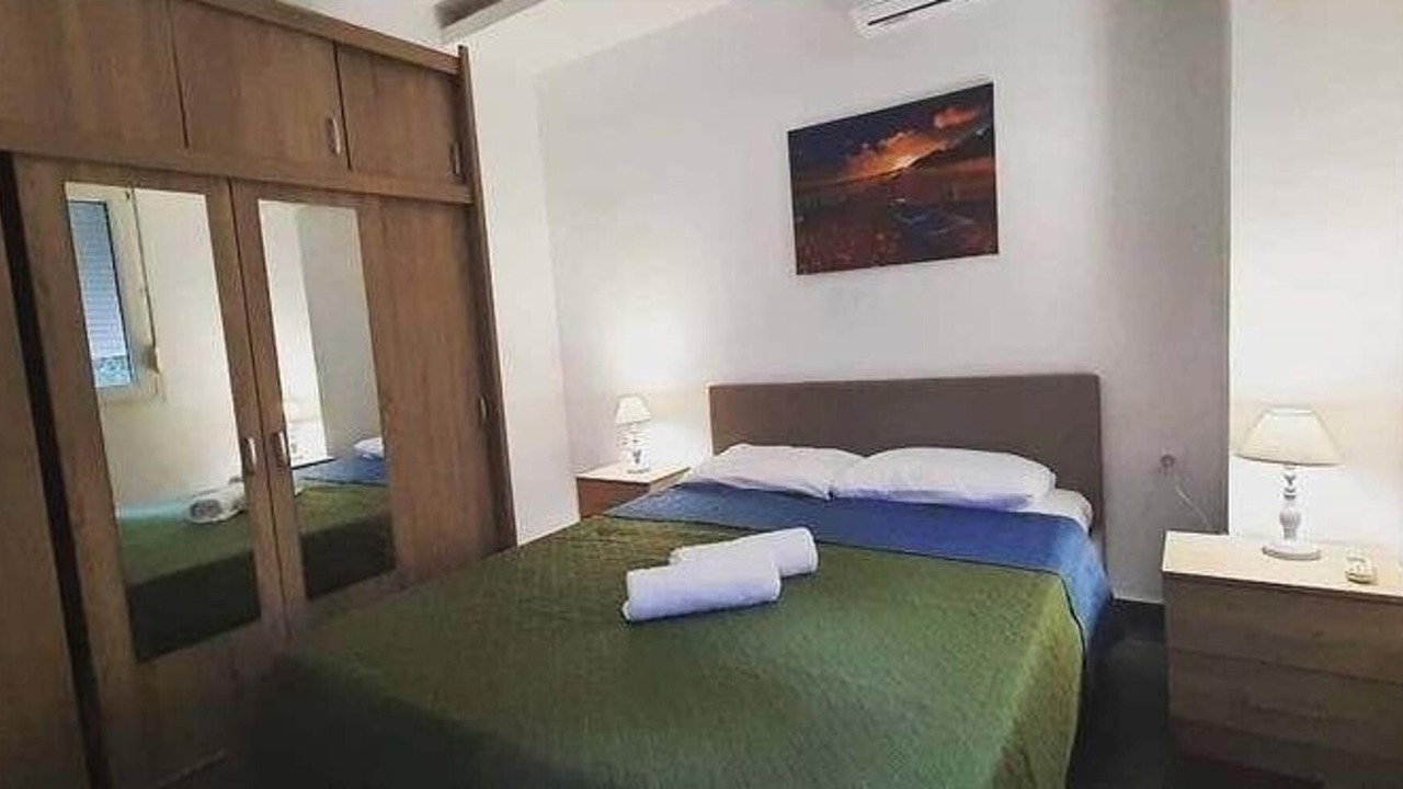 Photo of Bedroom in Petaloudes