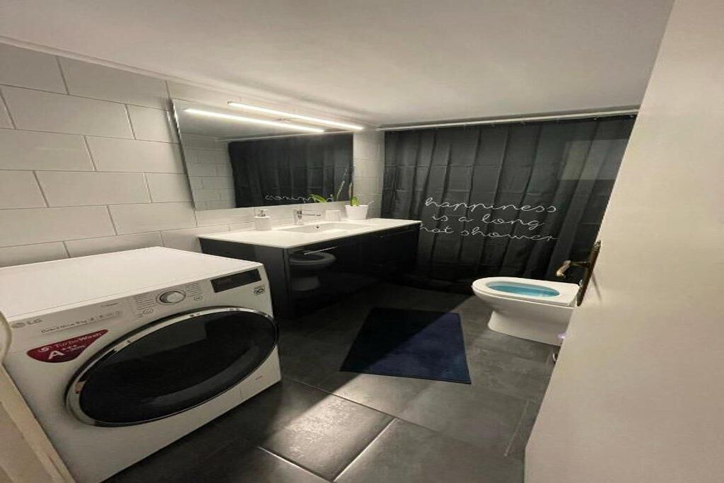 Photo of Bathroom in Khalandrion