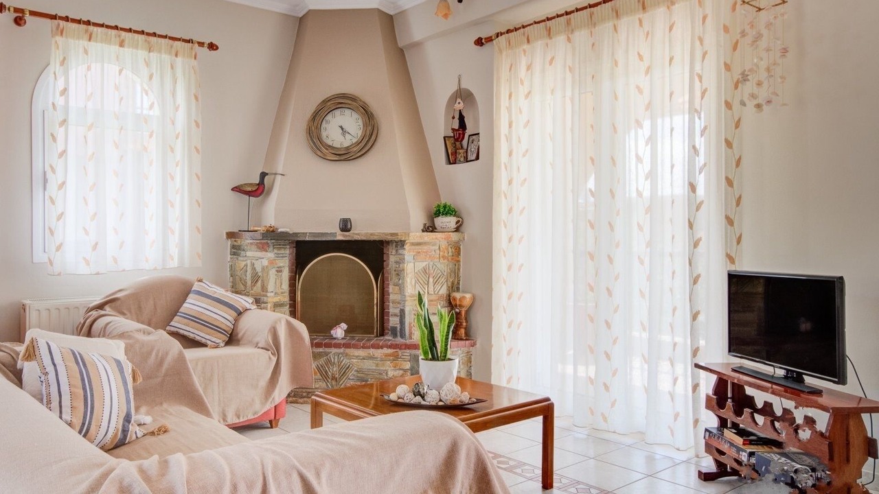 Photo of Livingroom in Neos Marmaras