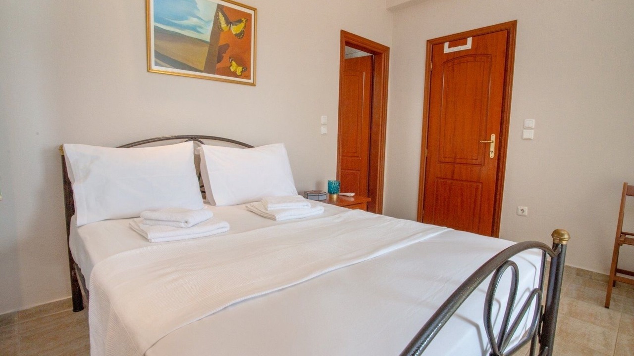 Photo of Bedroom in Neos Marmaras