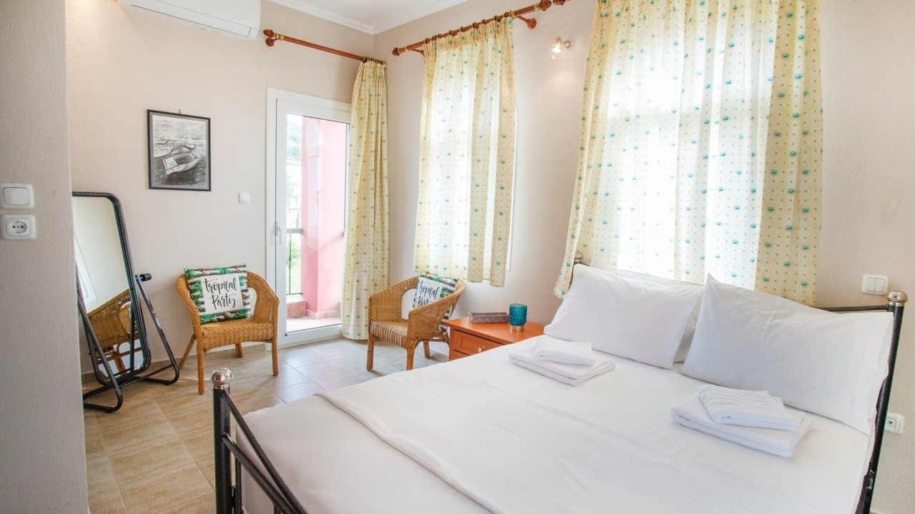 Photo of Bedroom in Neos Marmaras