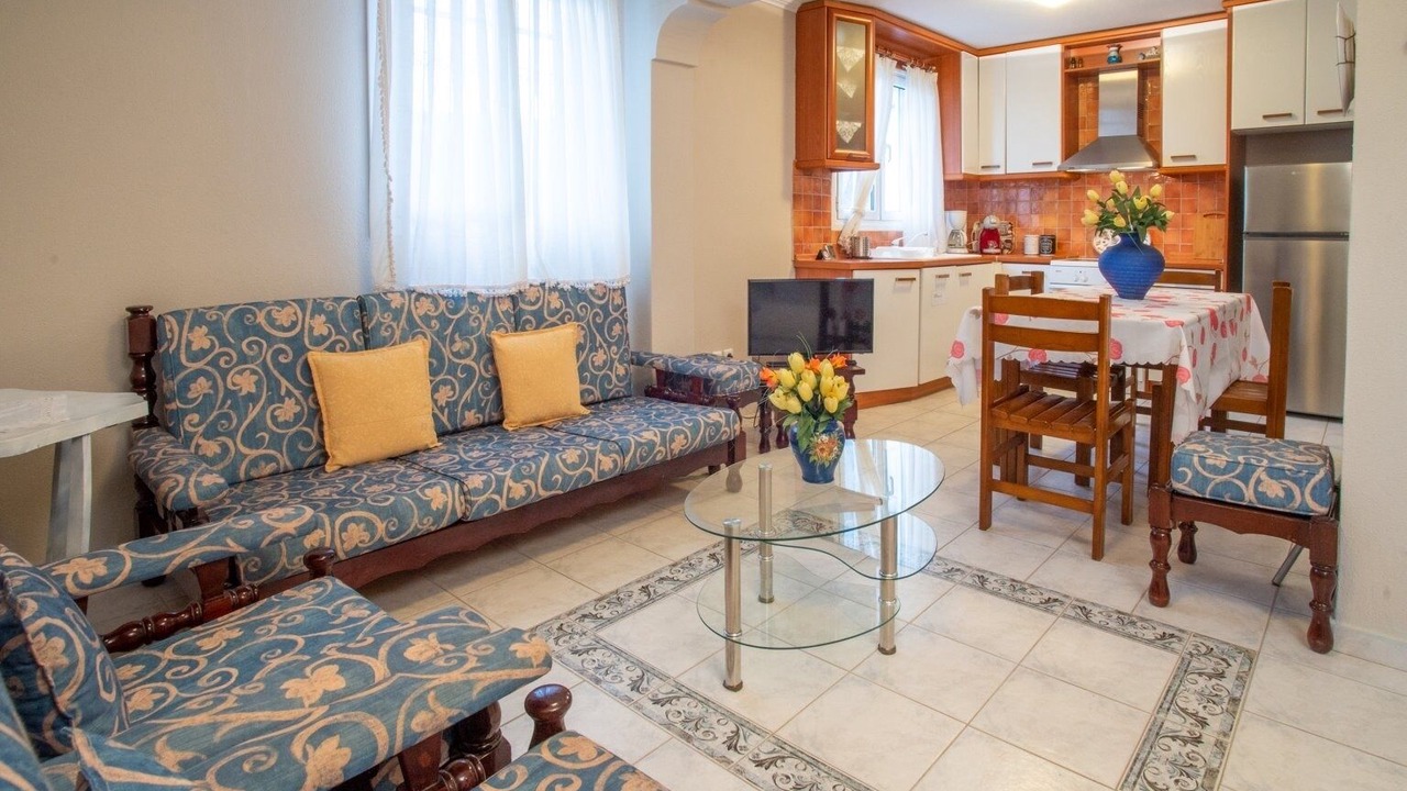Photo of Livingroom in Neos Marmaras