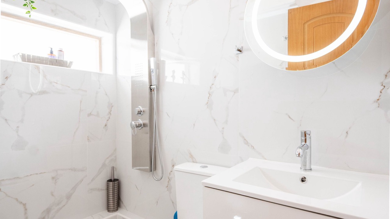 Photo of Bathroom in Limni Vouliagmenis