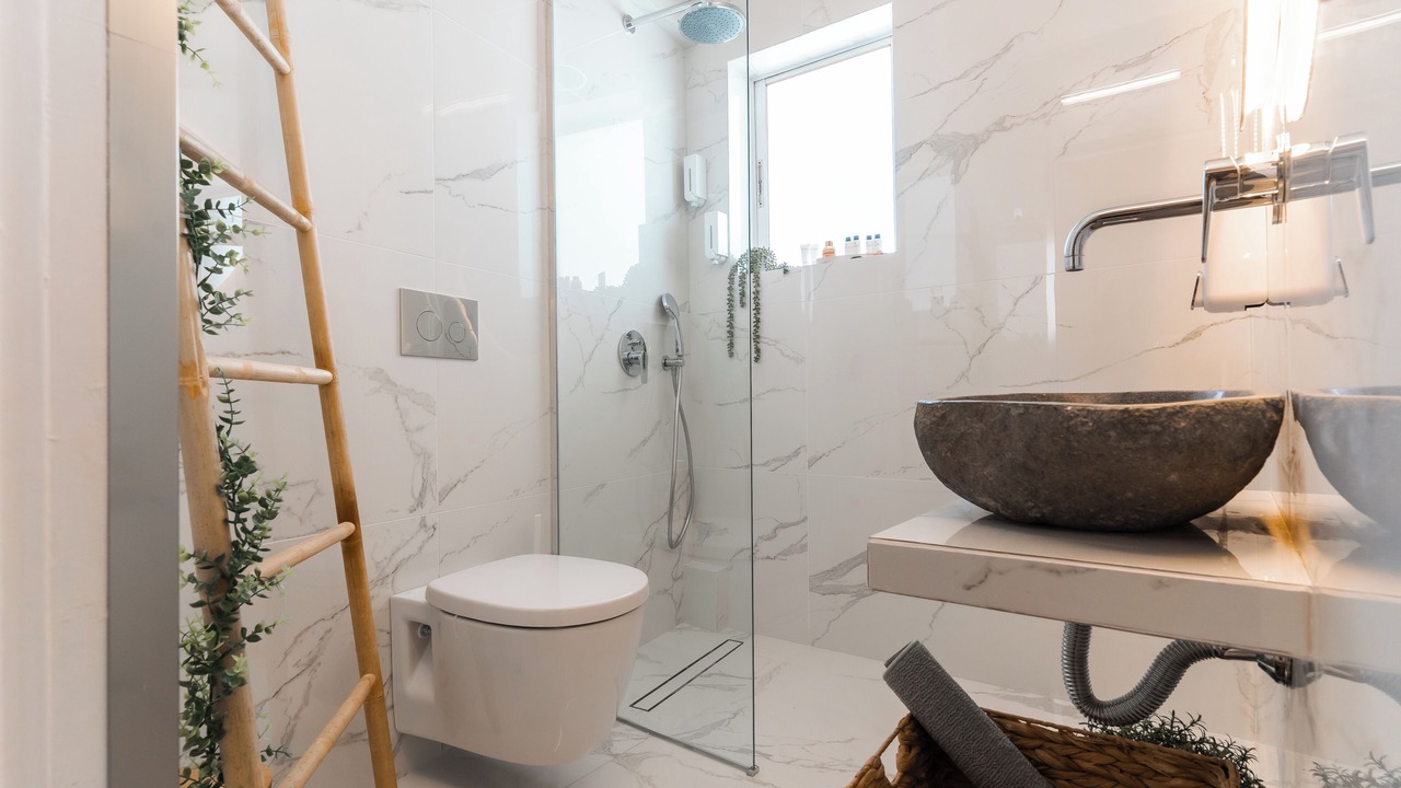 Photo of Bathroom in Kerameikos
