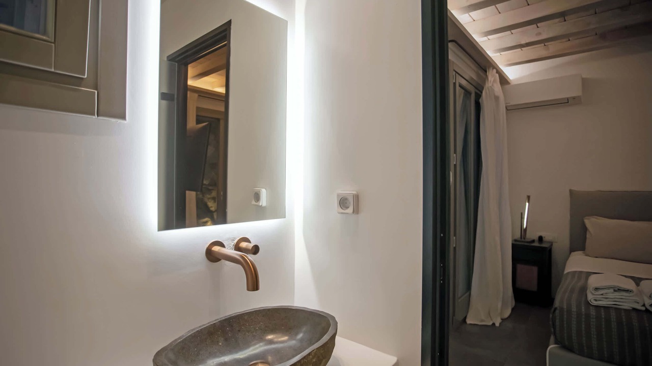 Photo of Bathroom in Paraga