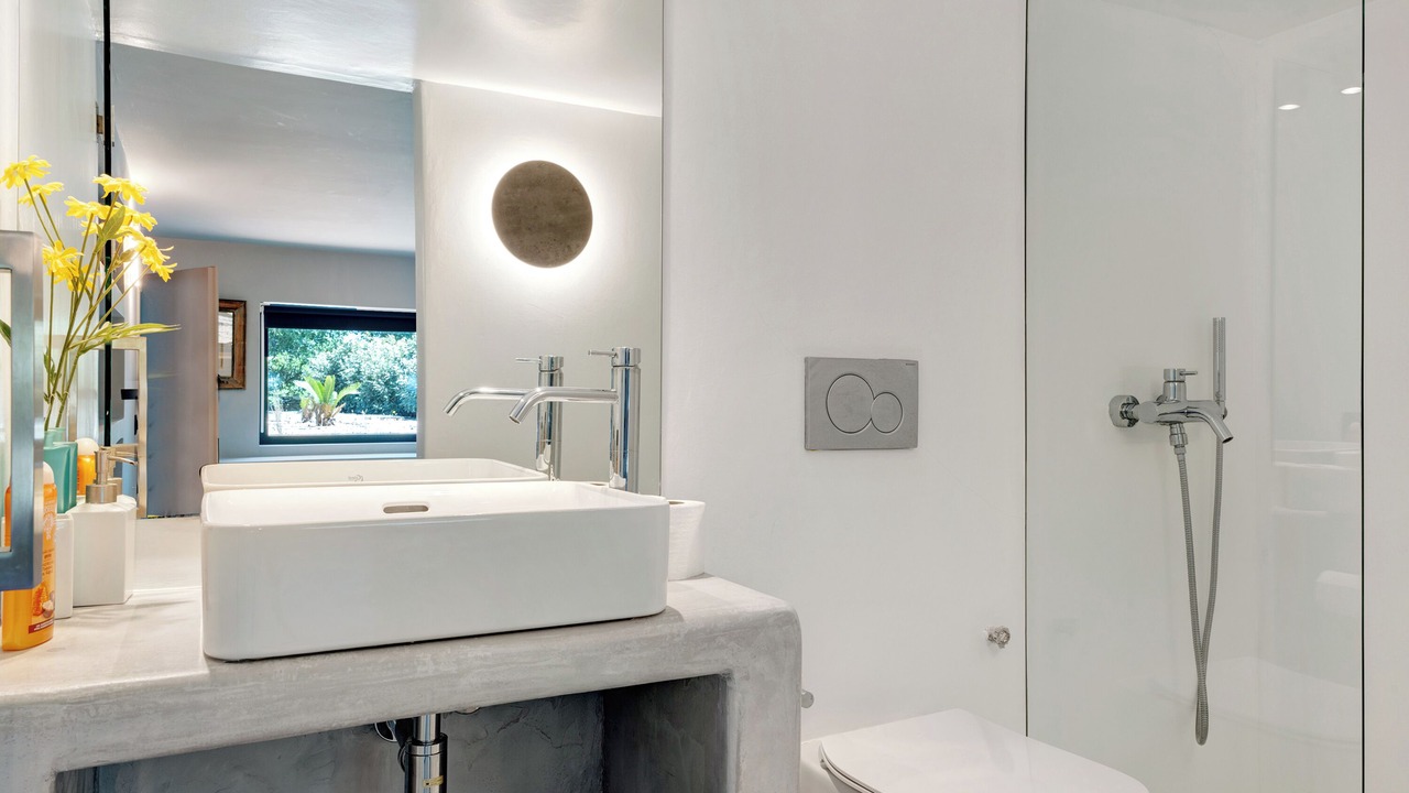 Photo of Bathroom in Ellinika