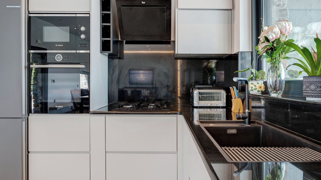 Photo of Kitchen in Ellinika