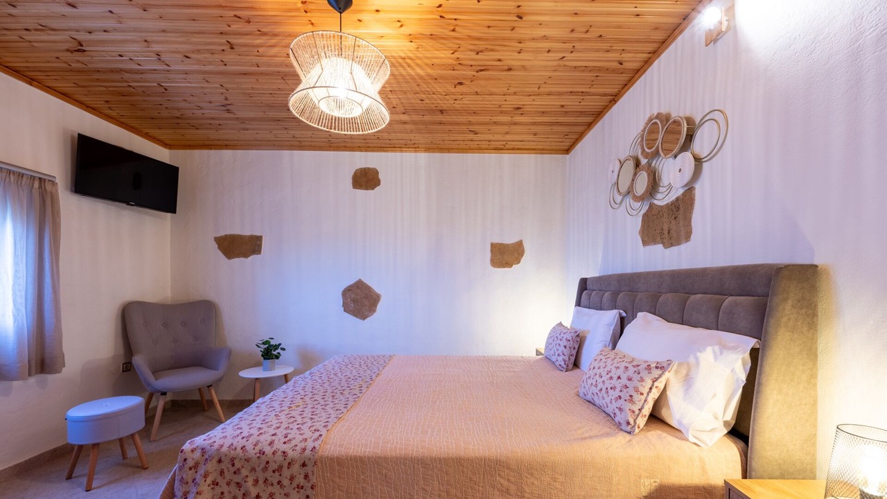 Photo of Bedroom in Saktouria