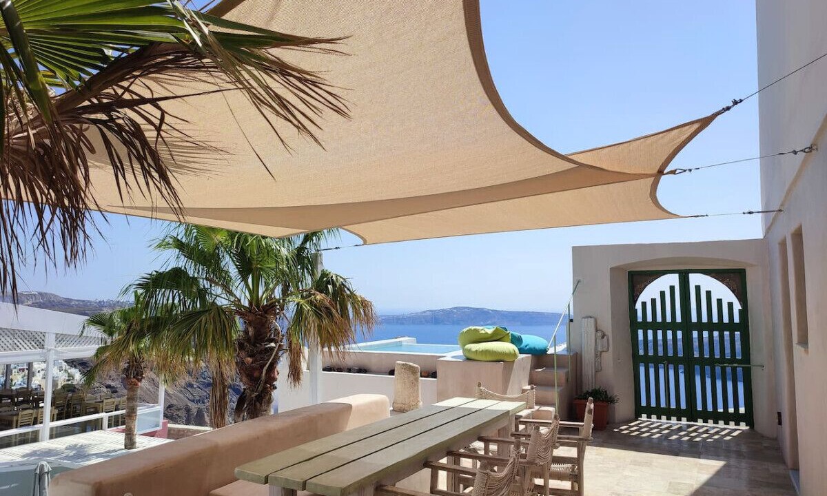 Photo of Outdoor in Fira
