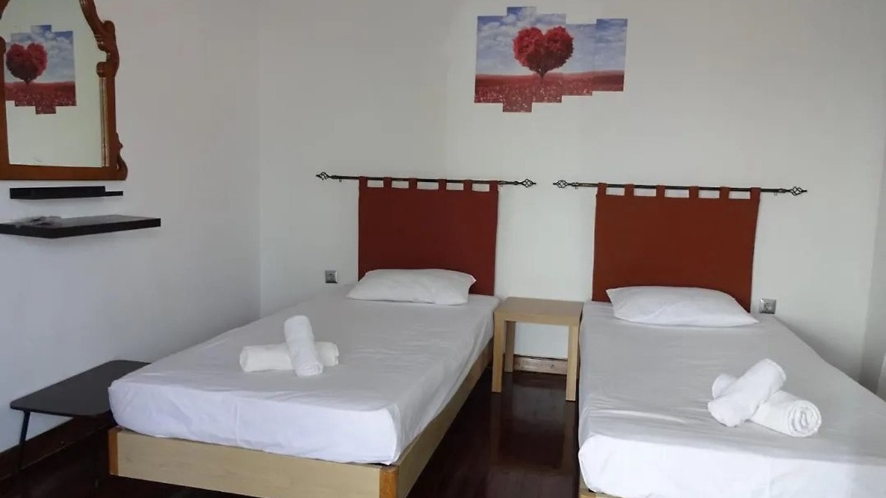 Photo of Bedroom in Ipsos