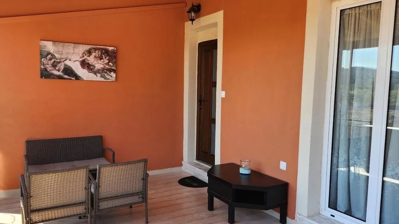 Photo of Patio Balcony in Ipsos