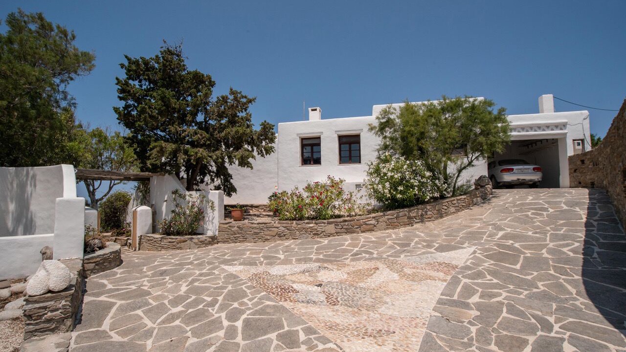 Photo of Outdoor in Glisidia