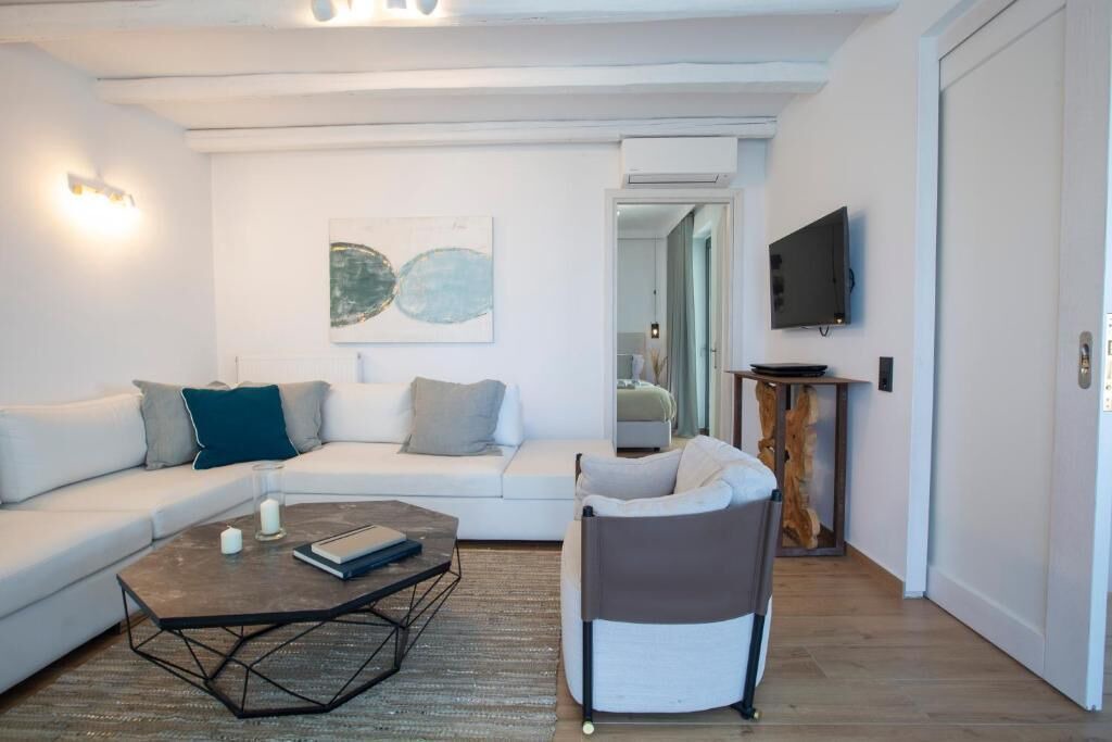 Photo of Livingroom in Kalamitsi