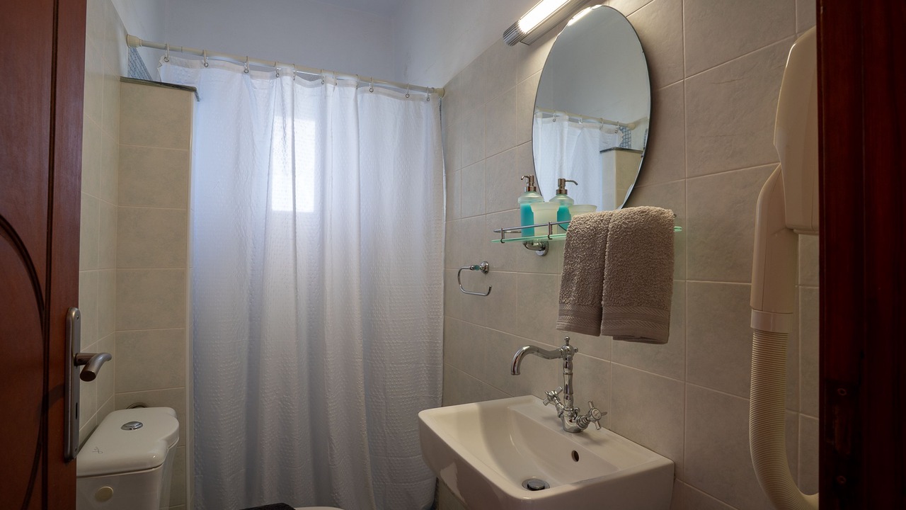 Photo of Bathroom in Platis Gialos