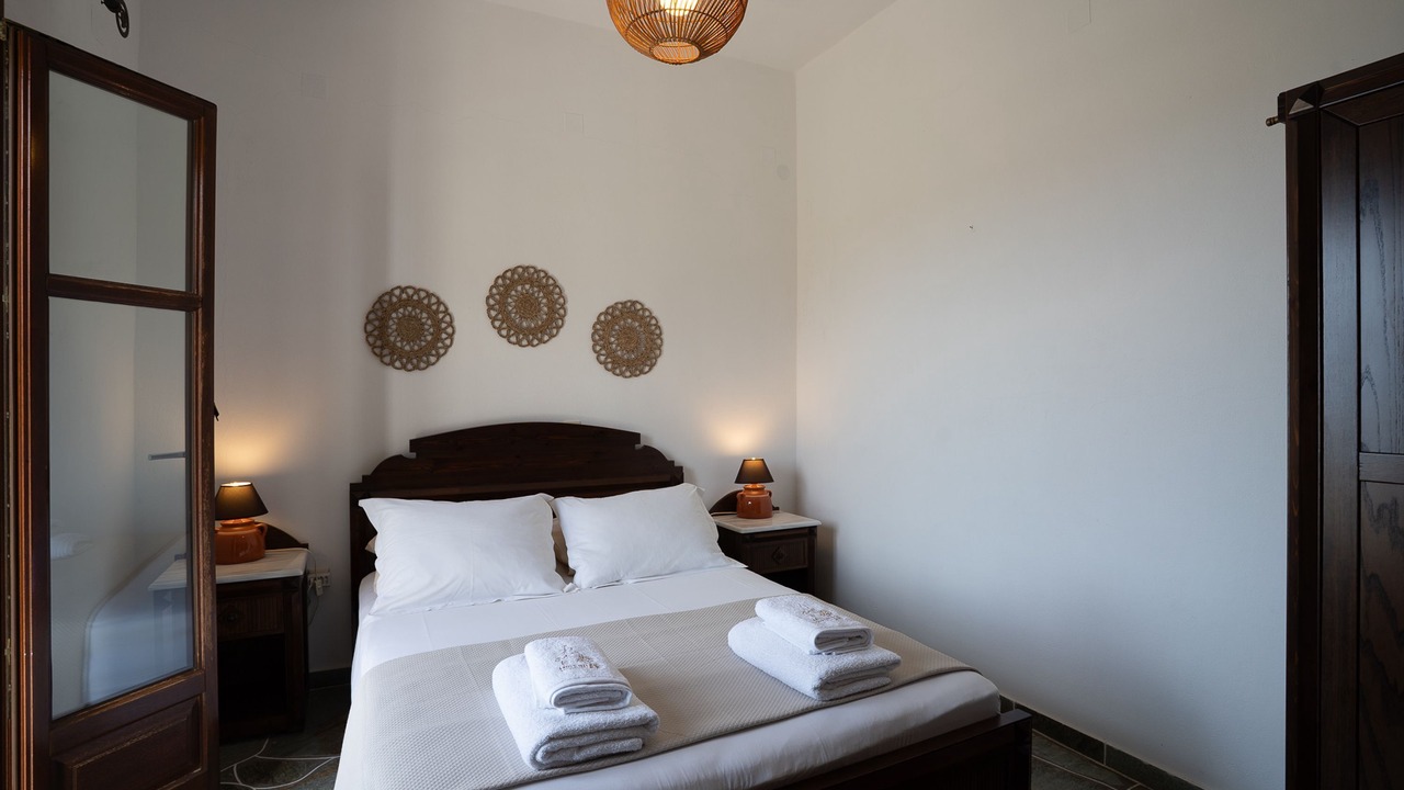 Photo of Bedroom in Platis Gialos