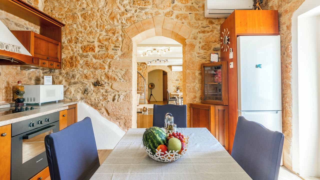 Photo of Kitchen in Thrapsano