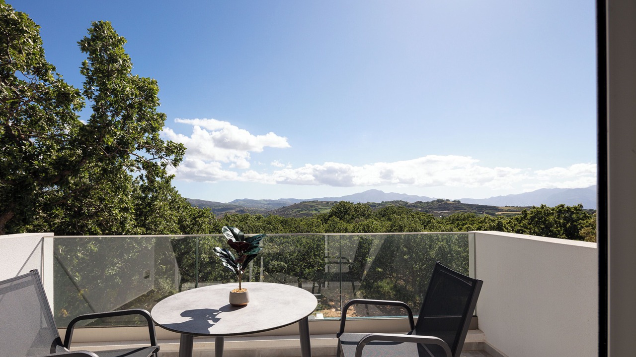Photo of Patio Balcony in Armenoi