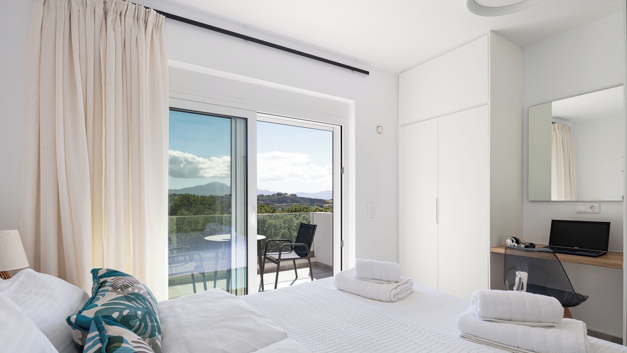 Photo of Bedroom in Armenoi