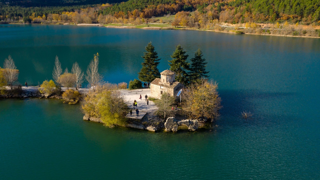 Photo of Outdoor in Feneos