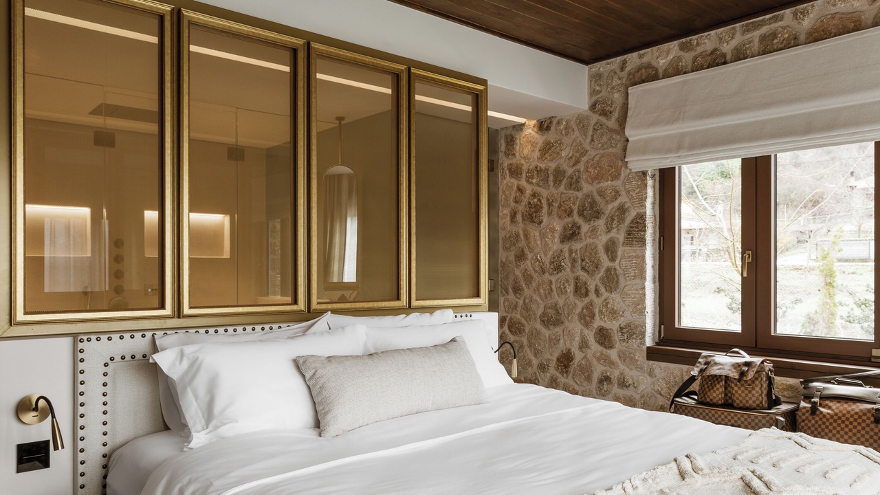 Photo of Bedroom in Feneos