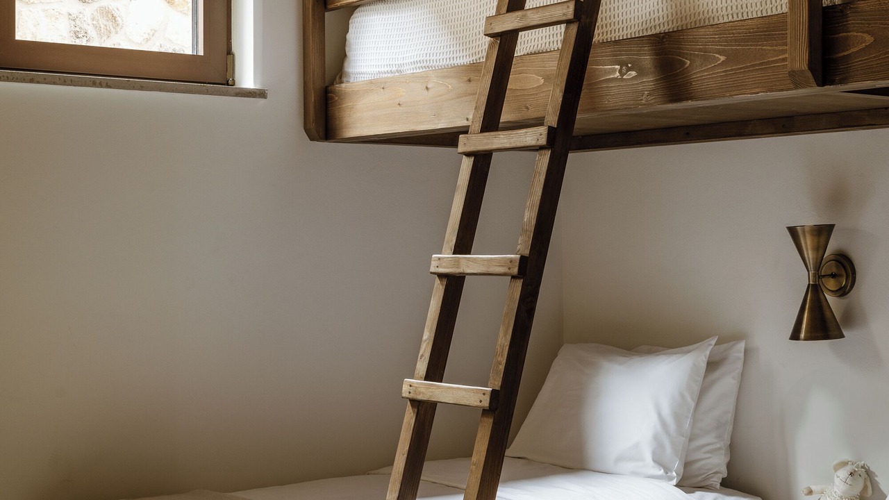 Photo of Bedroom in Feneos