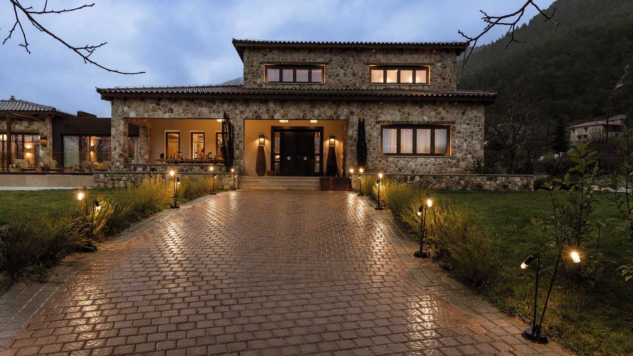 Photo of Outdoor in Feneos