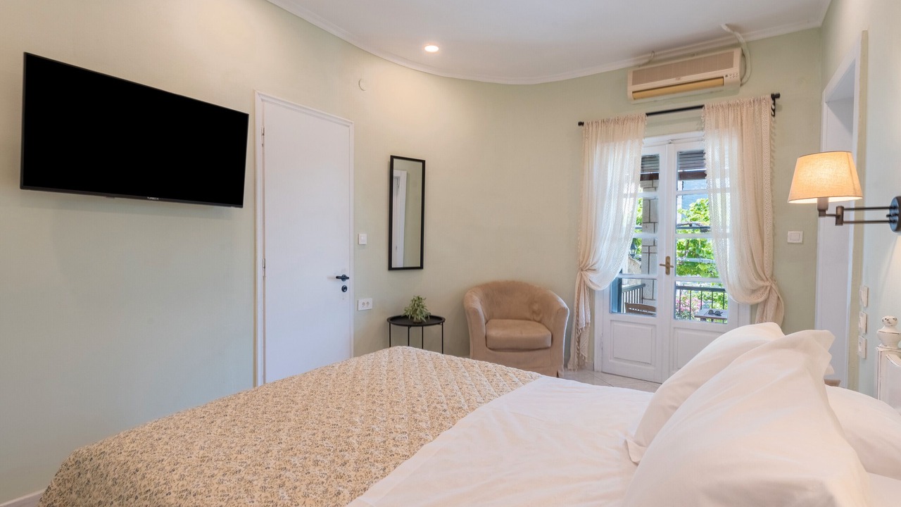 Photo of Bedroom in Sivota