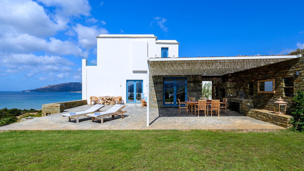 Photo of Outdoor in Gavrio