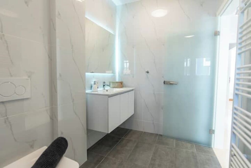 Photo of Bathroom in Galatsi