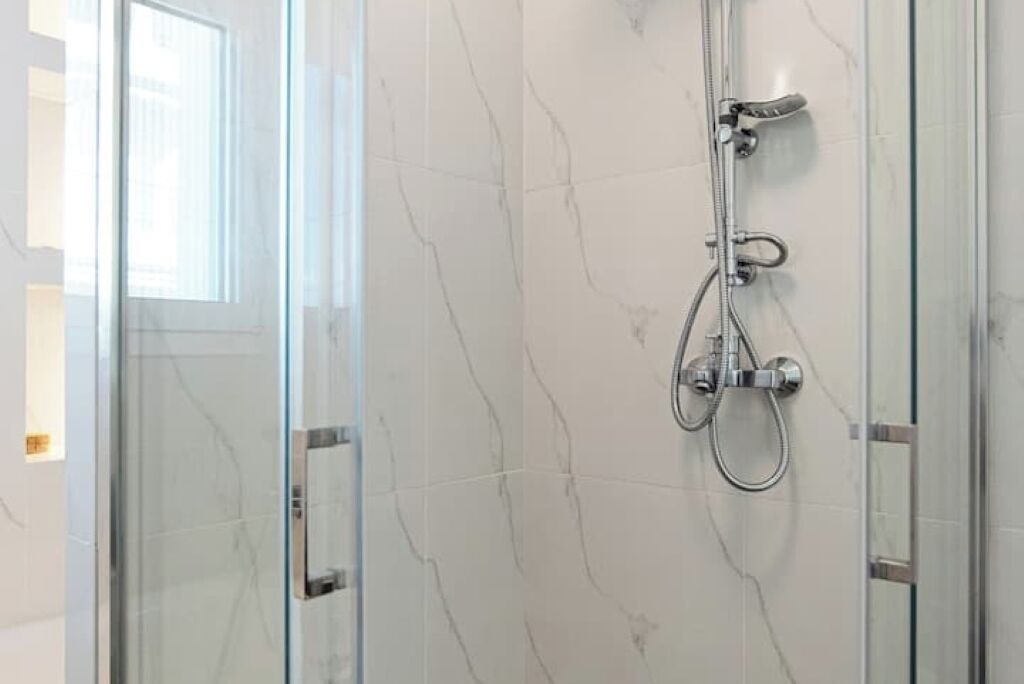Photo of Bathroom in Galatsi