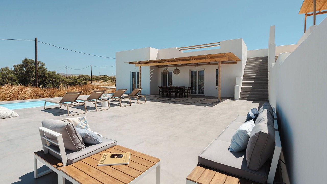 Photo of Outdoor in Glinado