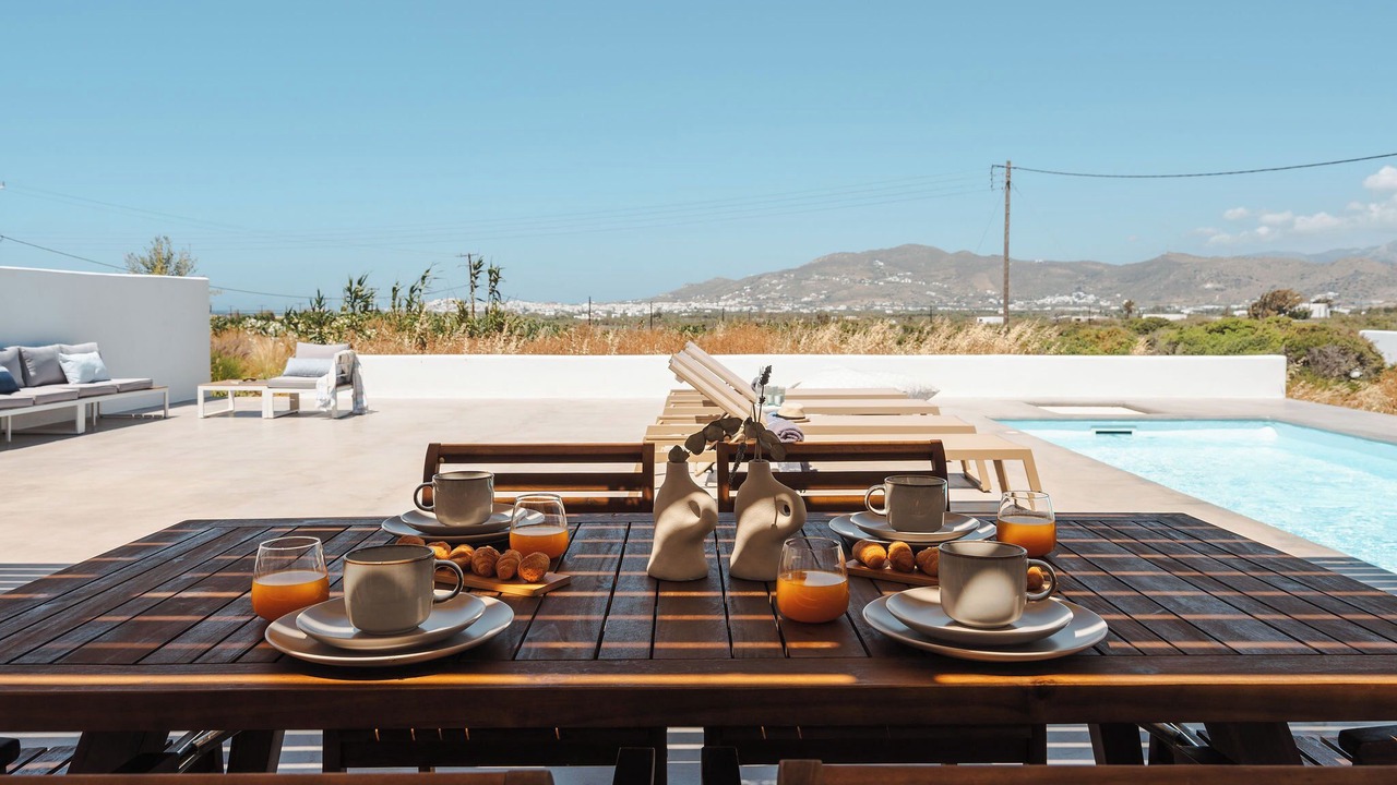 Photo of Outdoor in Glinado