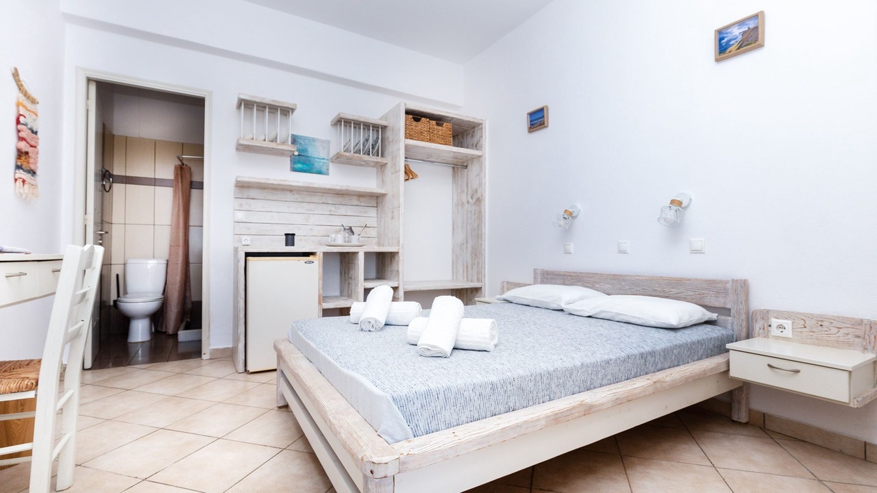 Photo of Bedroom in Schoinousa