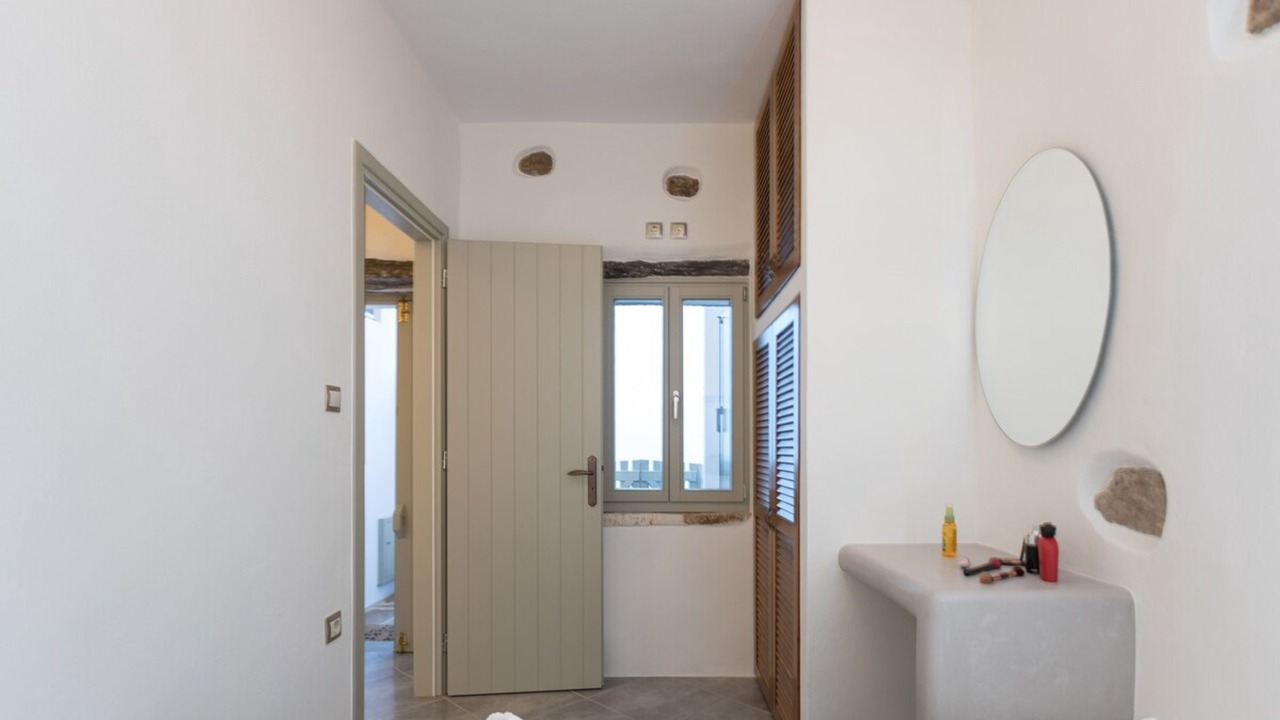 Photo of Bedroom in Koronos