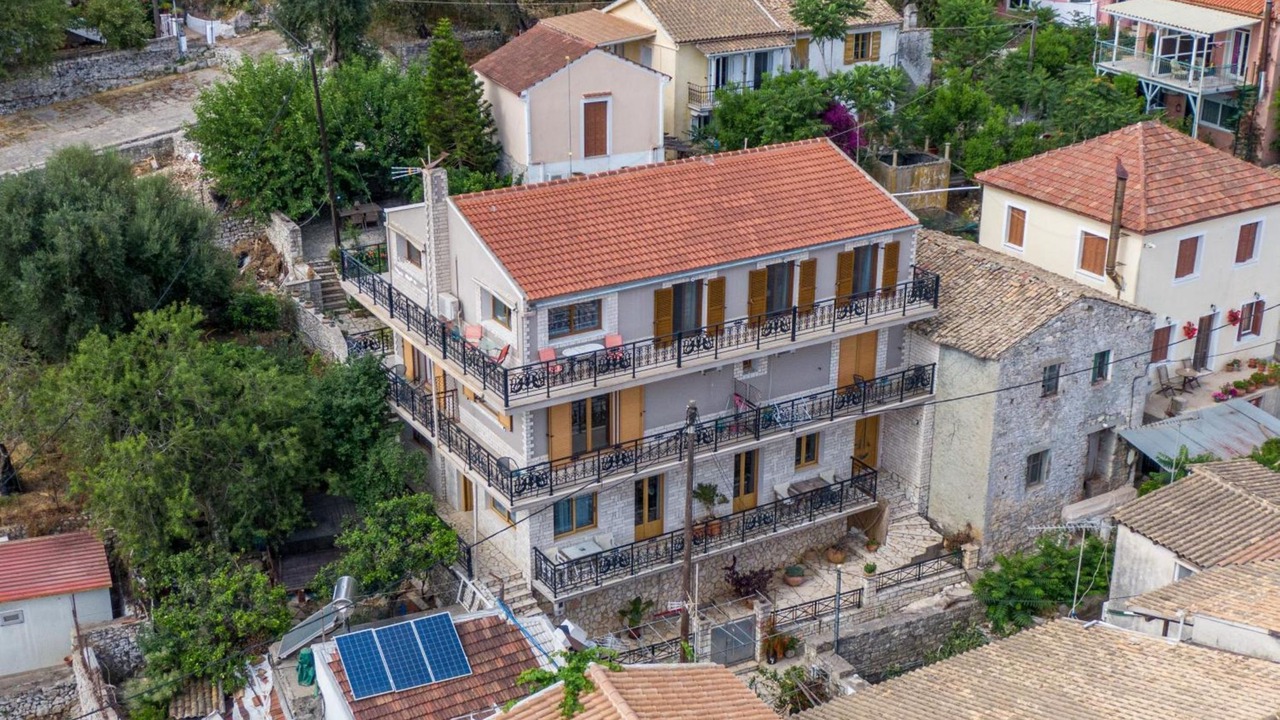 Photo of Others in Paxos