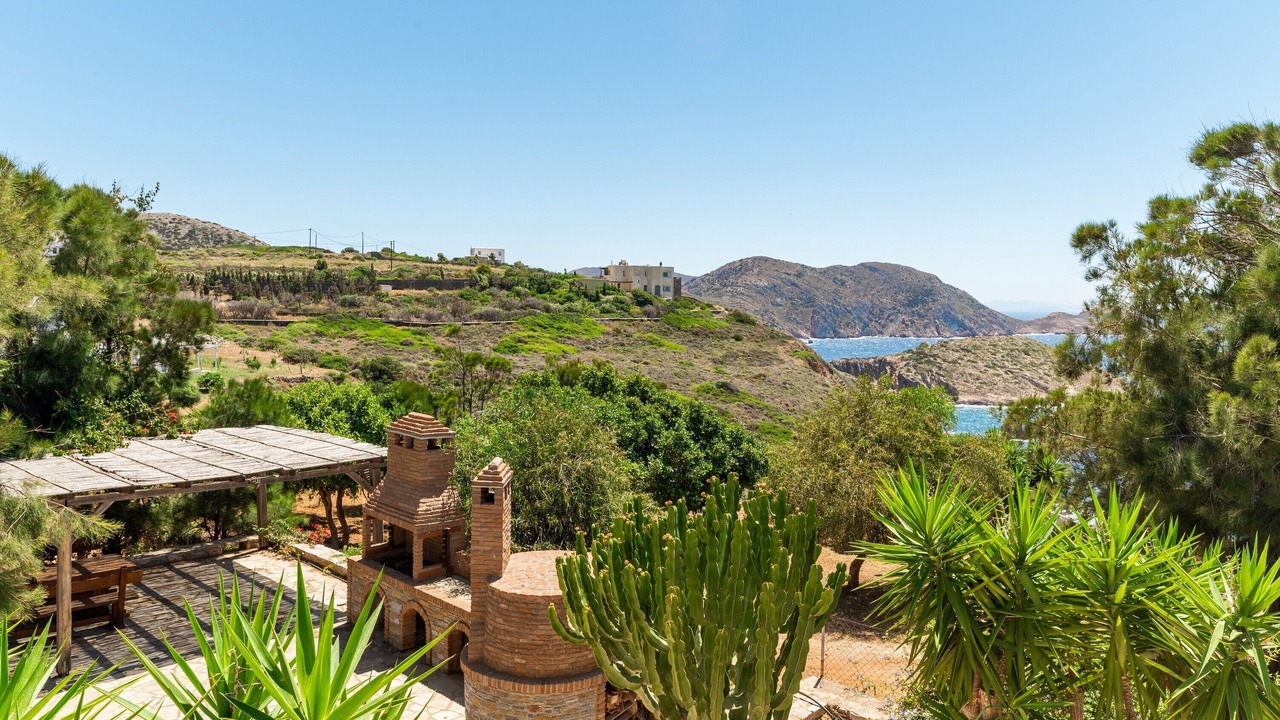 Photo of Outdoor in Kini