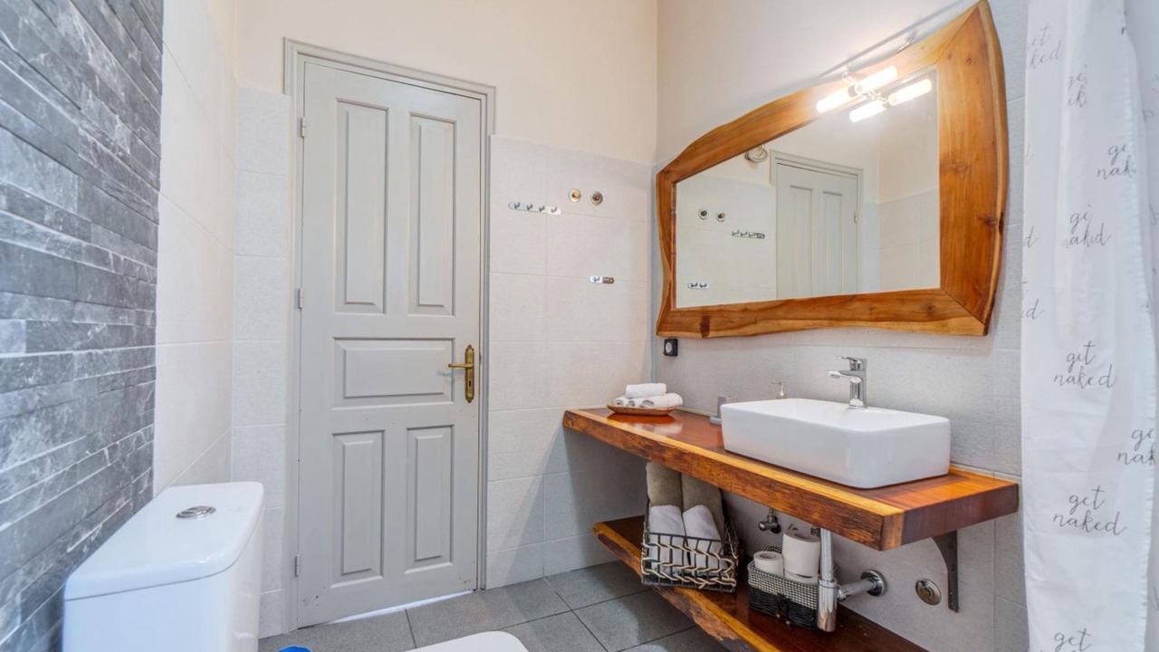 Photo of Bathroom in Gaios