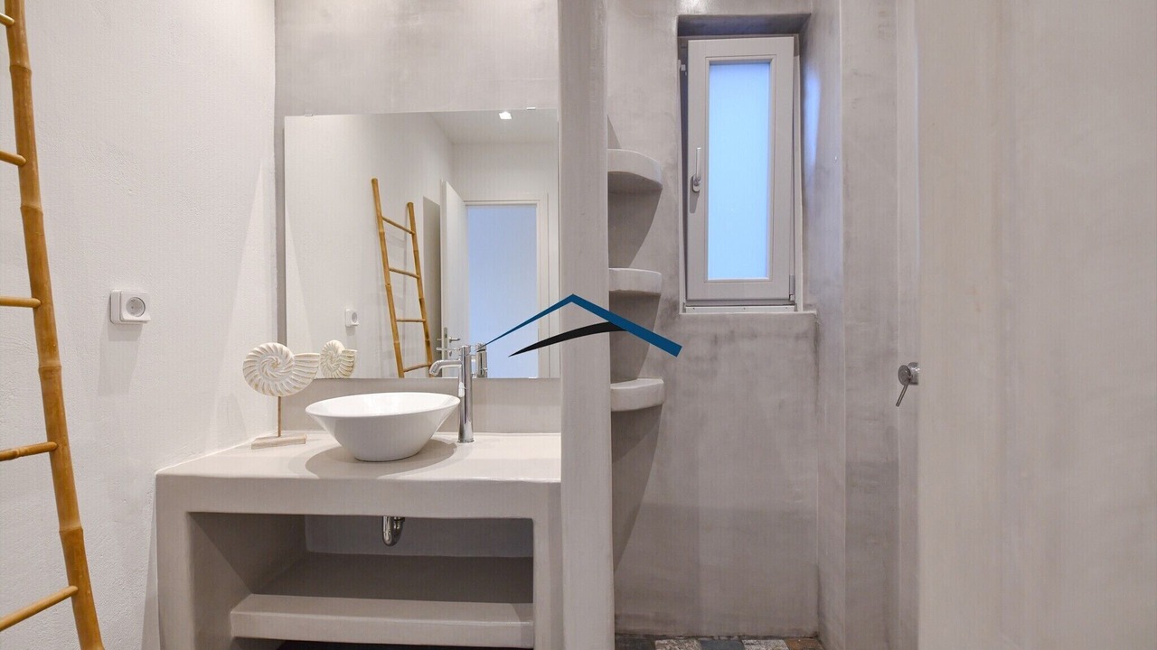 Photo of Bathroom in Kea