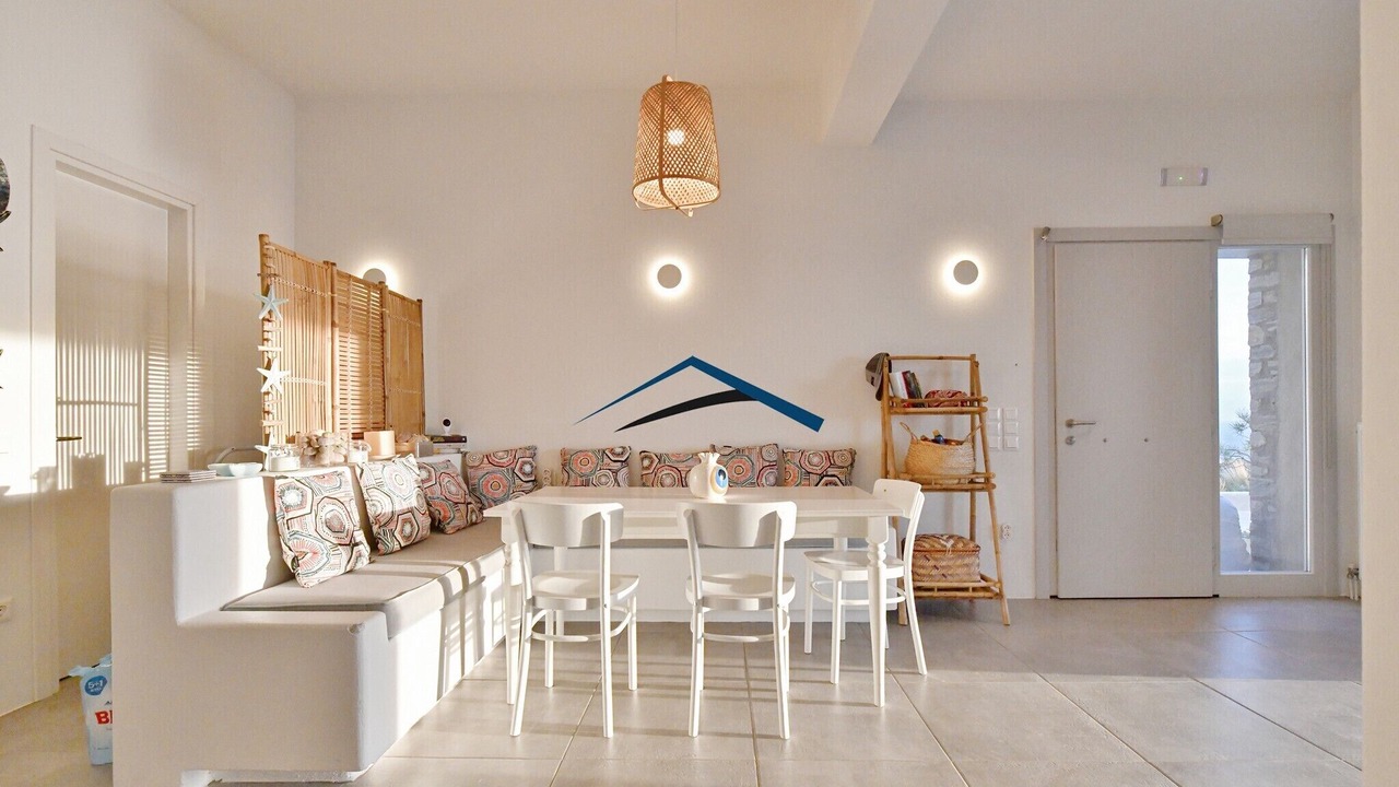 Photo of Bedroom in Kea