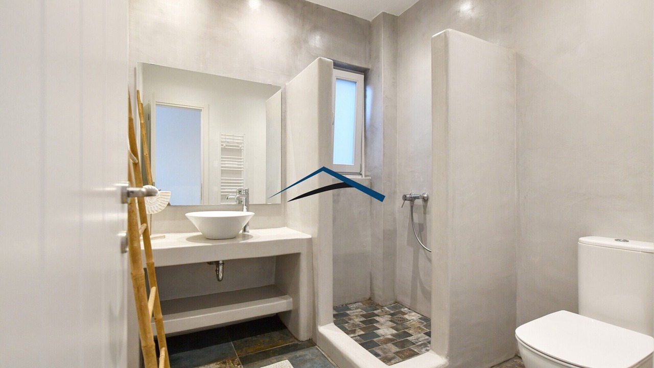 Photo of Bathroom in Kea