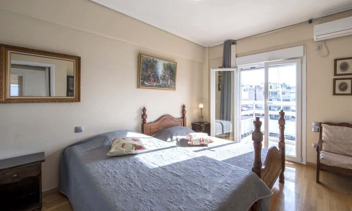 Photo of Bedroom in Exarhia