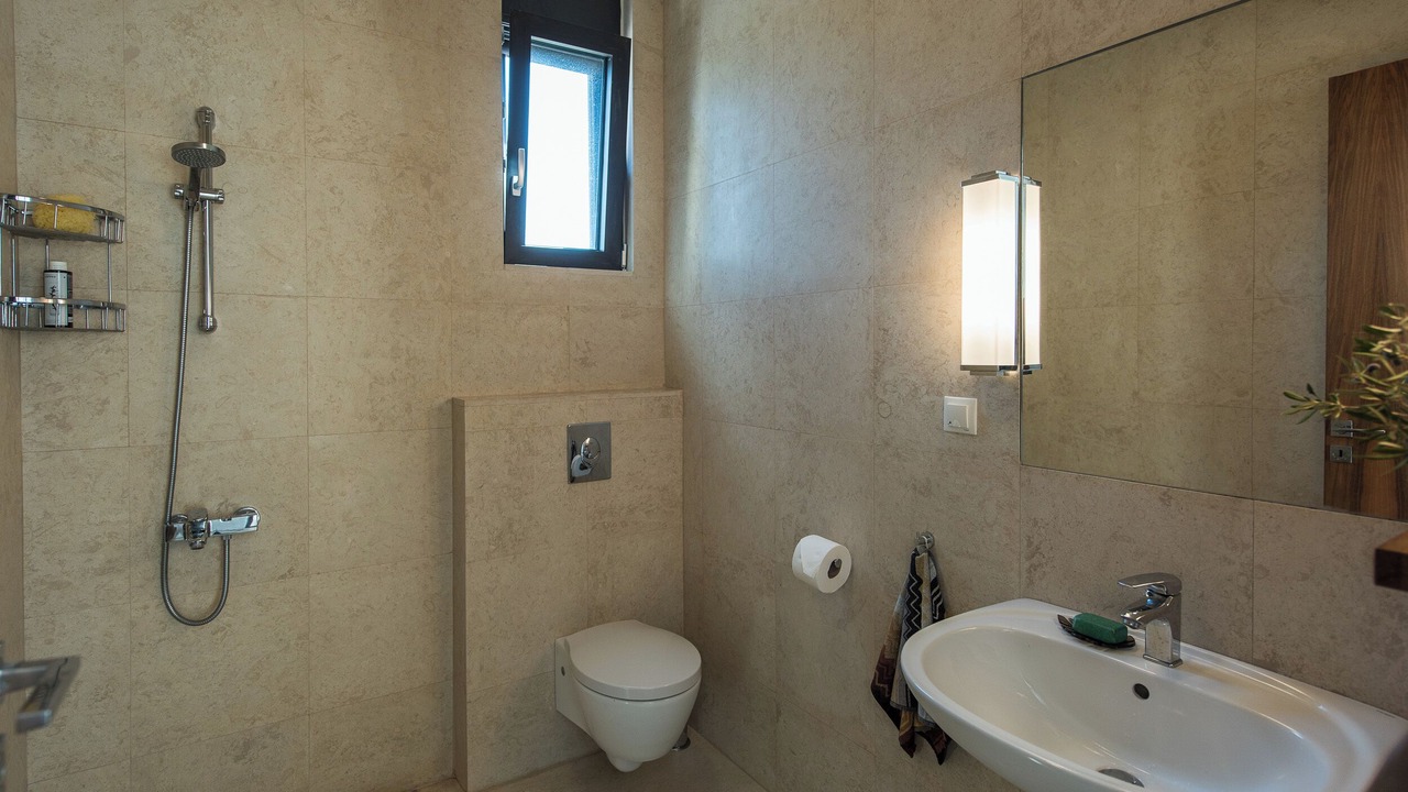 Photo of Bathroom in Plaka