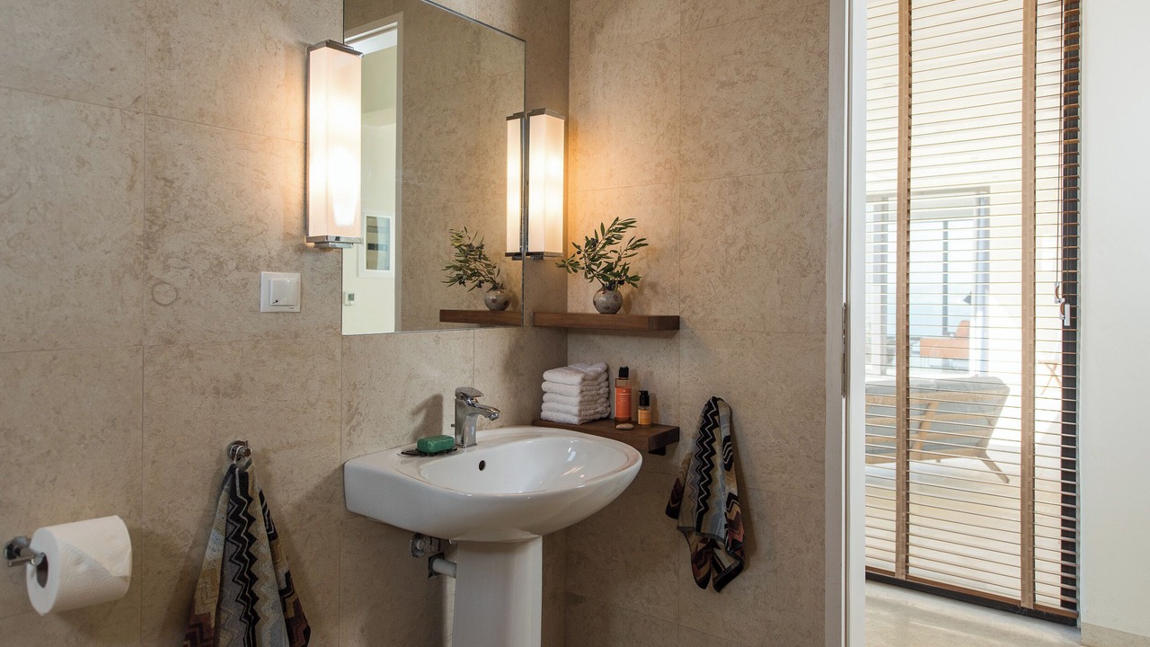 Photo of Bathroom in Plaka