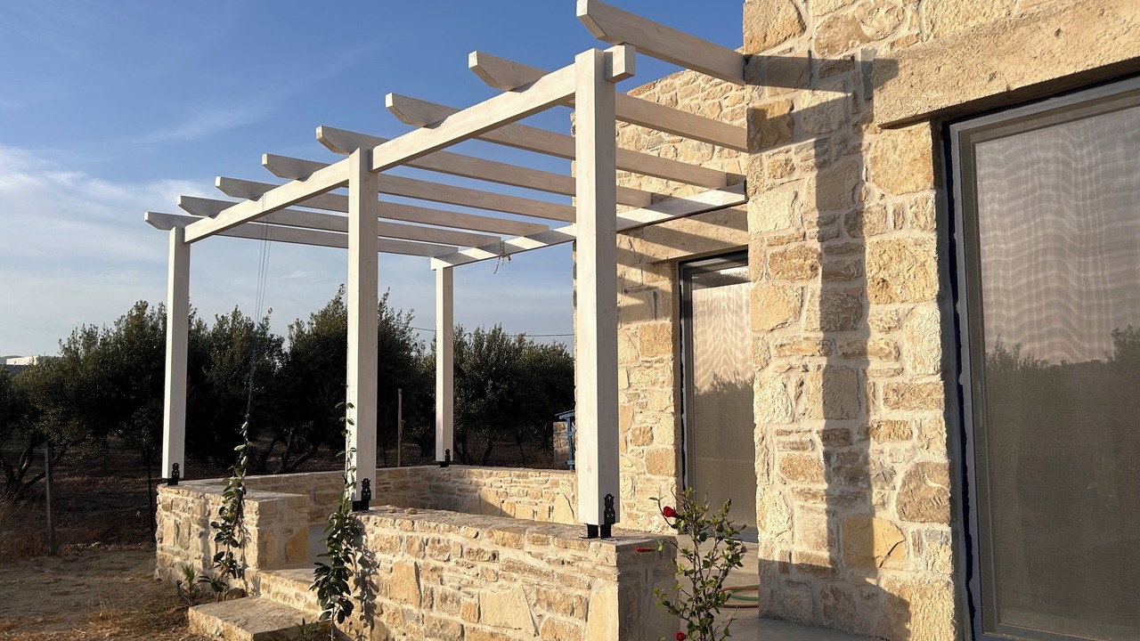Photo of Patio Balcony in Pitsidia