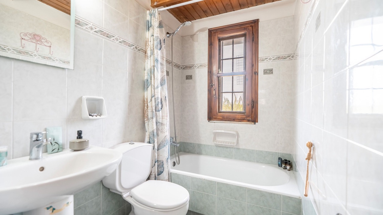 Photo of Bathroom in Theologos