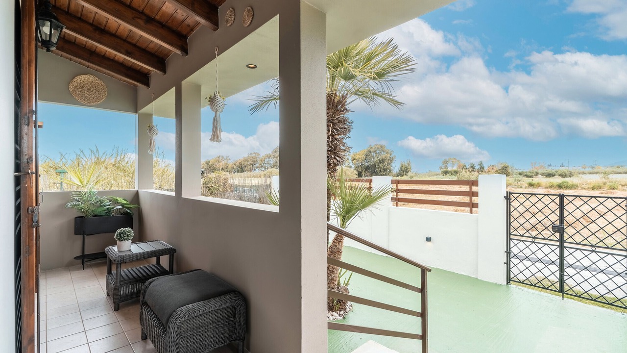Photo of Patio Balcony in Theologos