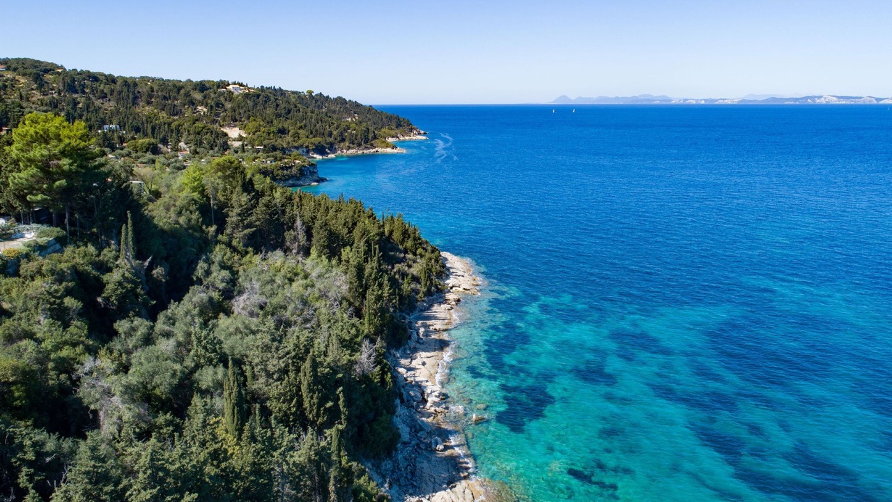 Photo of Others in Gaios
